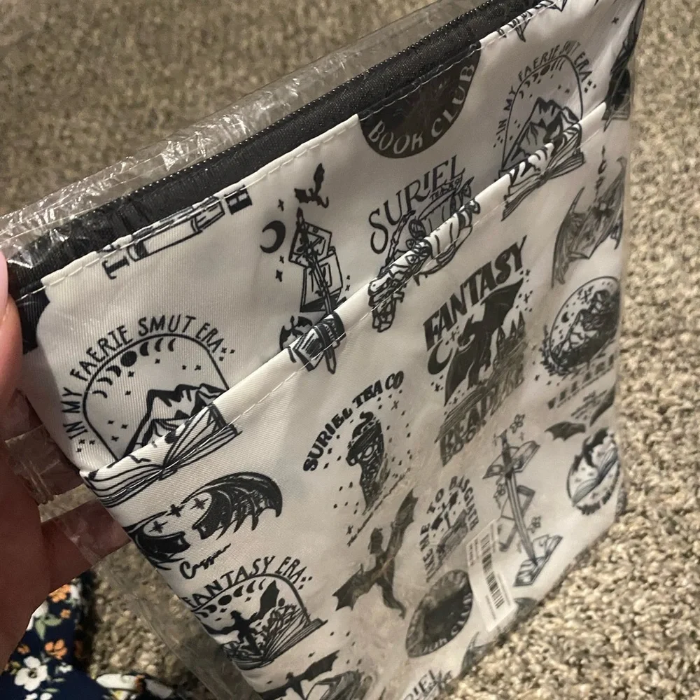 Fourth Wong Themed Book & Kindle case